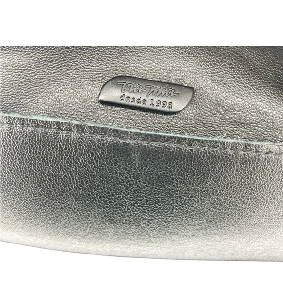 Via Mia Verao Crossbody Bag w/unique knotted handle - Picture 11 of 13